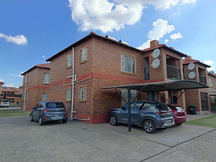 3 Bedroom Property for Sale in Waterval East North West